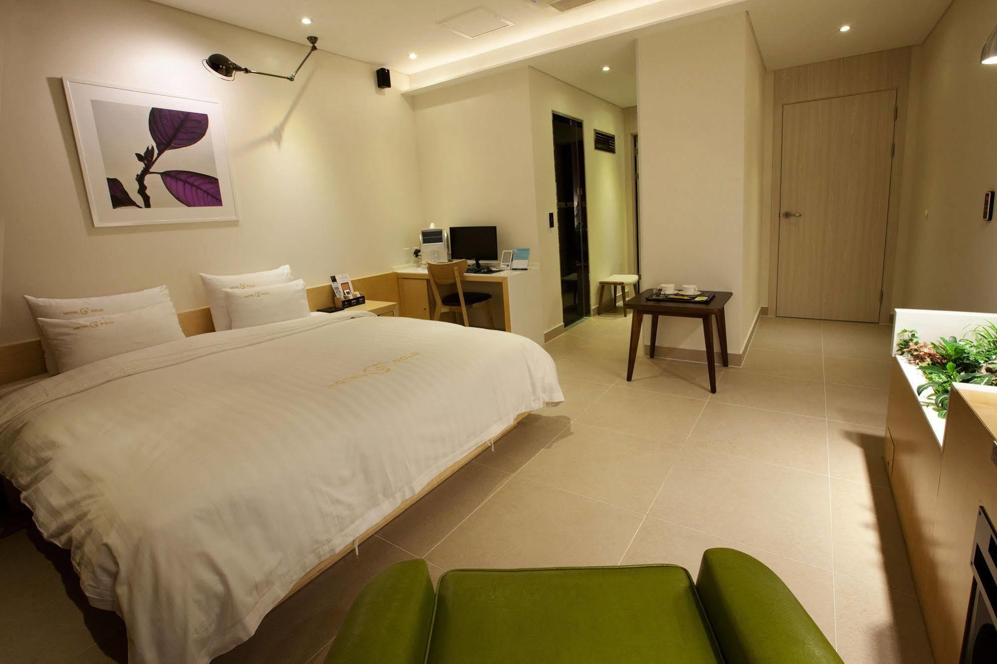 Polo Tourist Hotel Інчхон Екстер'єр фото